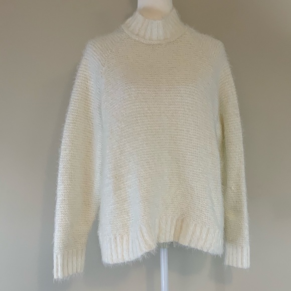 Lou and Grey sweater bundle - Picture 6 of 7